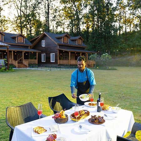 Saffronstays The Woods - Sal Villa Dehradun Bagian luar foto